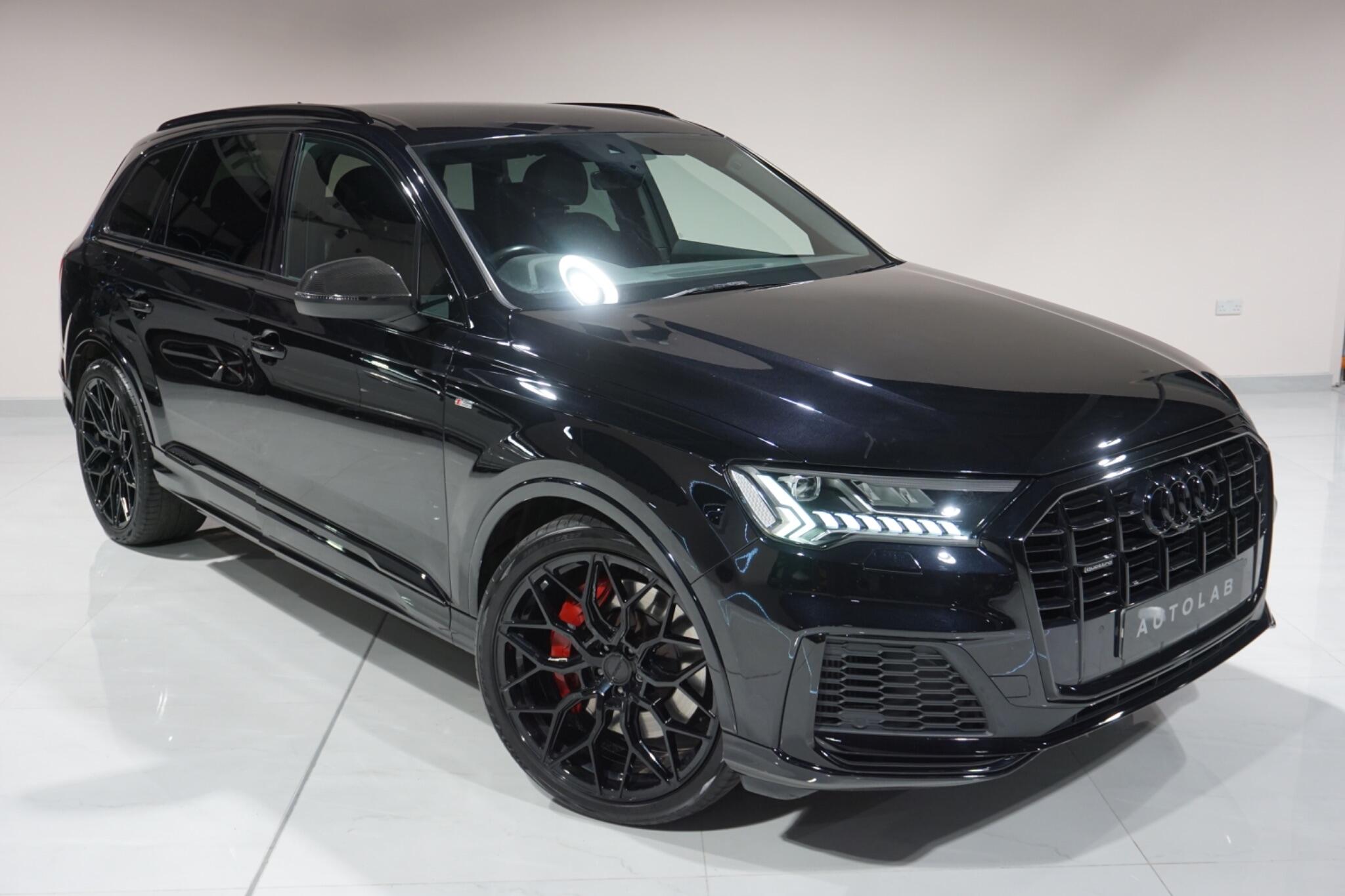 Audi Q7 3.0 TFSIe V6 55 S line SUV 5dr Petrol Plug-in Hybrid Tiptronic quattro Euro 6 (s/s) 17.9kWh (381 ps)